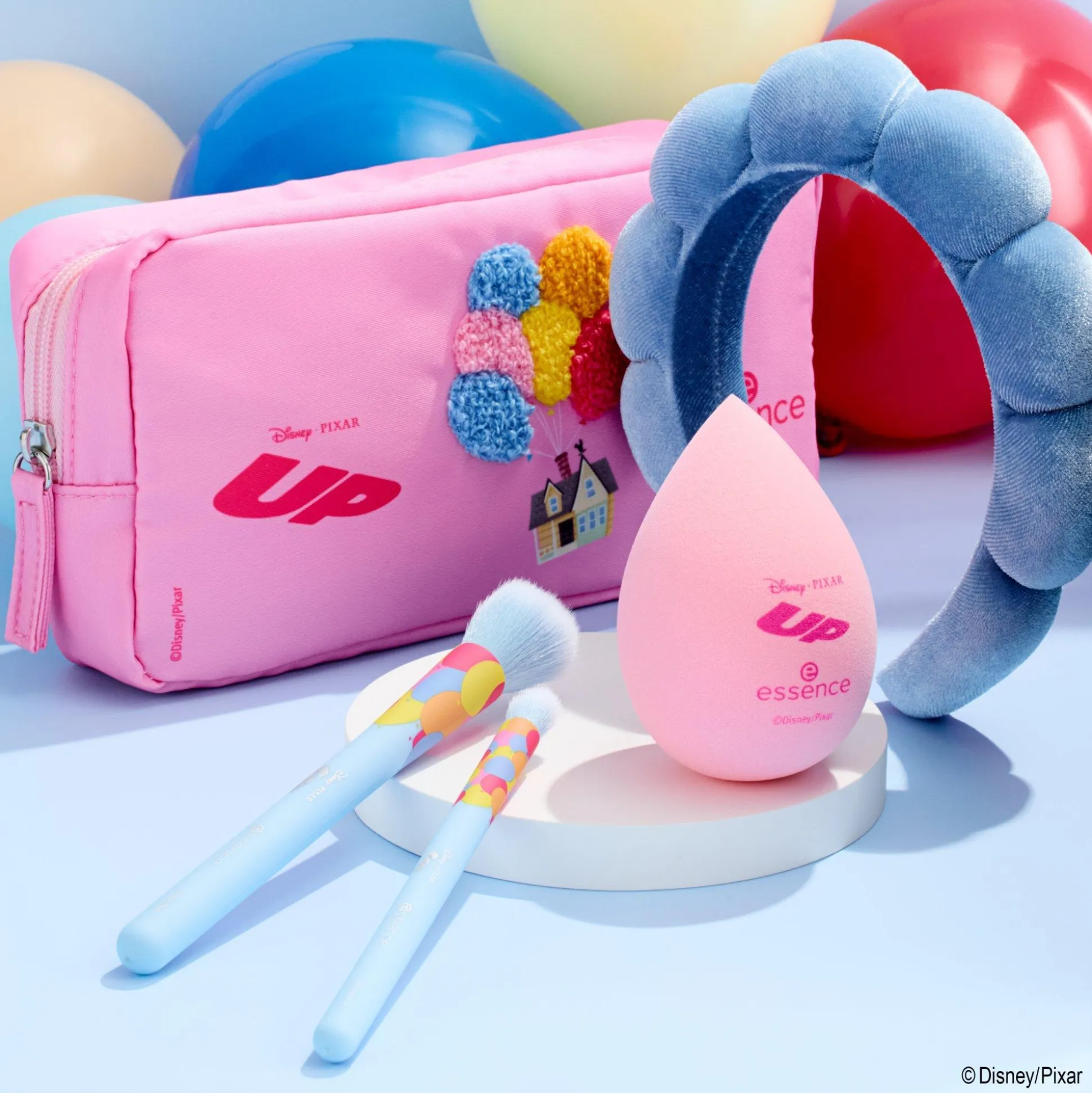 essence Disney Pixar Up trousse make-up Cheap