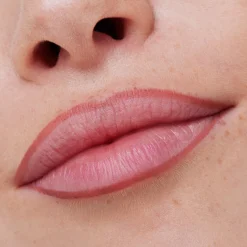 essence 8h MATTE comfort matita labbra 02 - Silky Hazelnut Best Sale