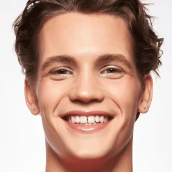 essence SKIN tint 30 - Hot