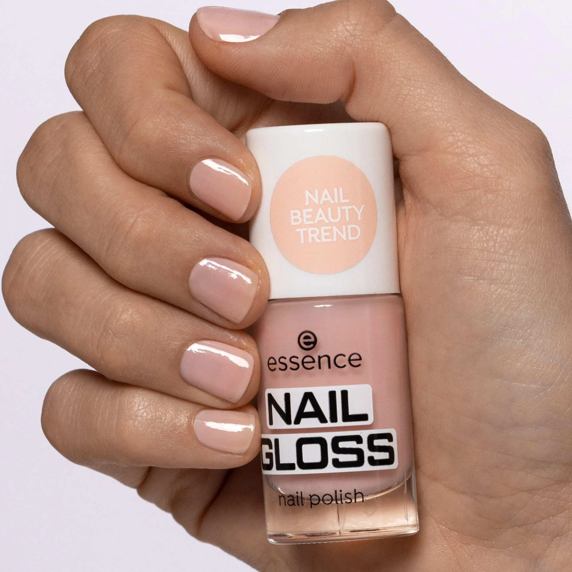 essence Smalto NAIL GLOSS Hot