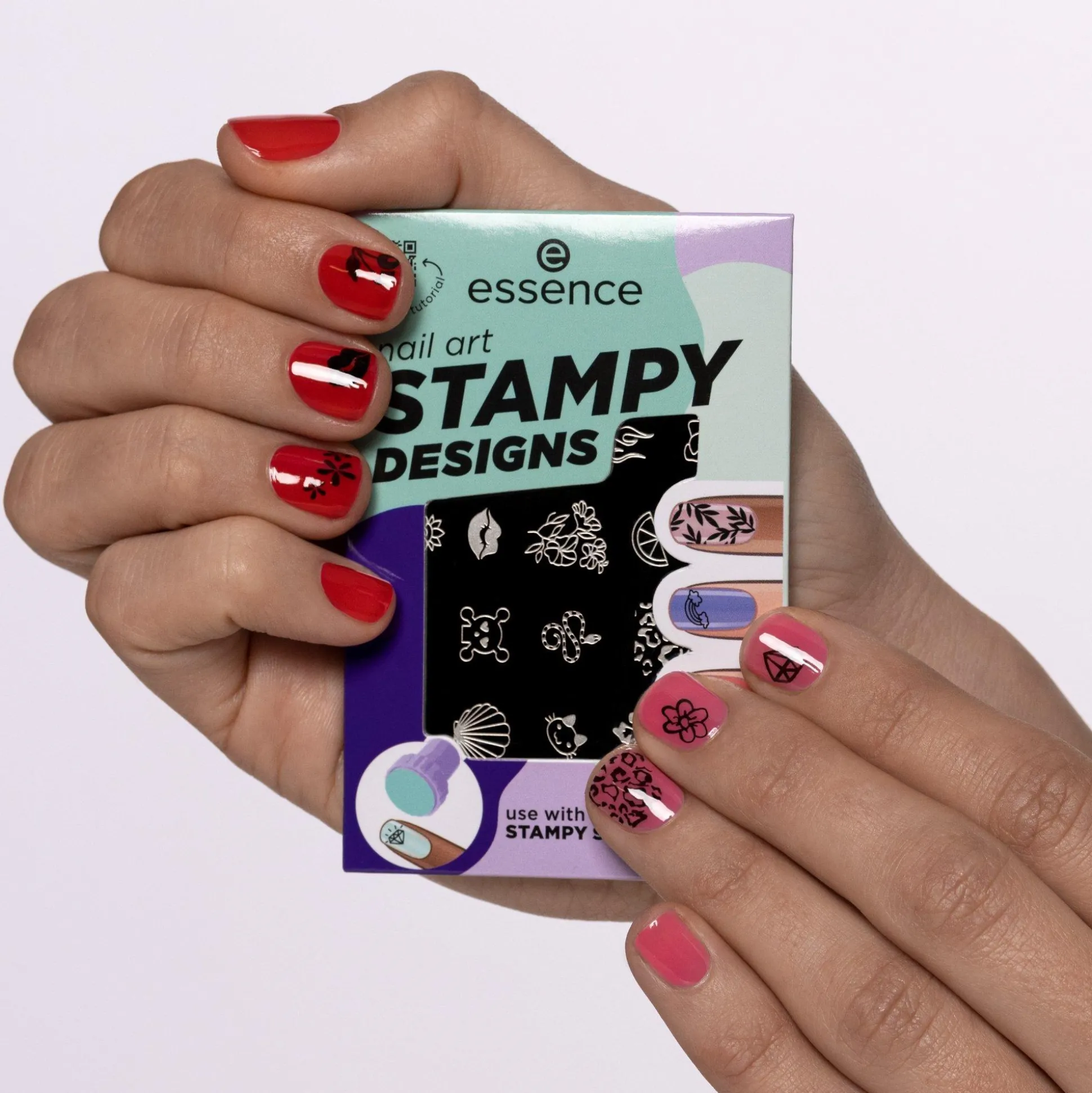 essence STAMPY DESIGNS per nail art. Clearance