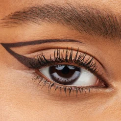 essence STAY & PLAY eyeliner in gel 02 - But First Espresso Online
